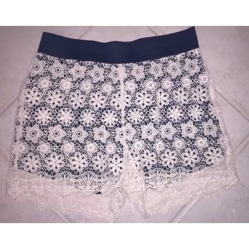 Crochet Shorts White Black